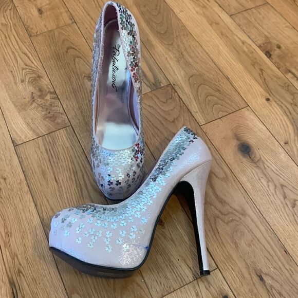 Fabulicious EUC pink with silver sequins platform high heels Size 6 - Picture 1 of 7